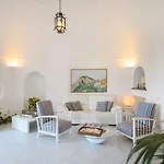 Villa Elena By Myvillacollection